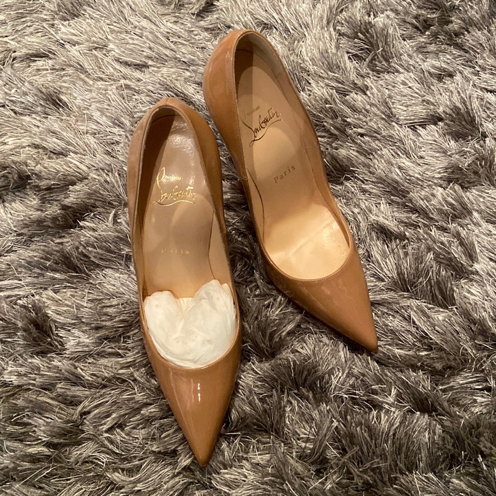 Nude Christian Louboutin So Kate Heels